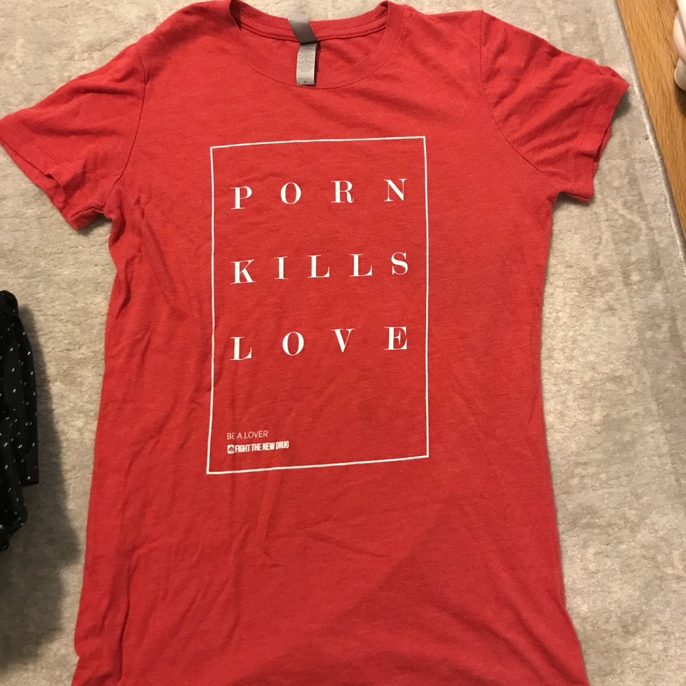 Porn kills love red t shirt